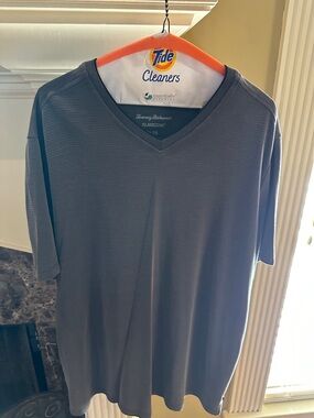 Tommy Bahama Men’s Charcoal V-Neck Short Sleeve Shirt